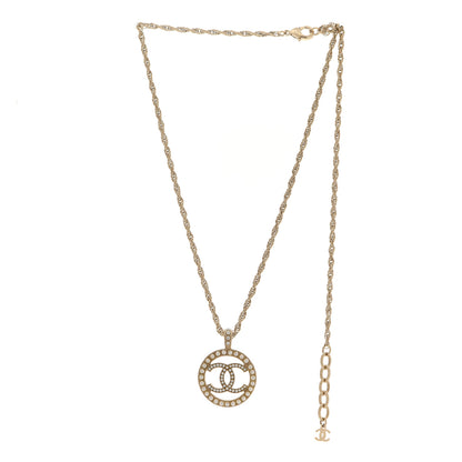 Chanel Pearl CC Round Pendant Necklace Gold 3 of 6