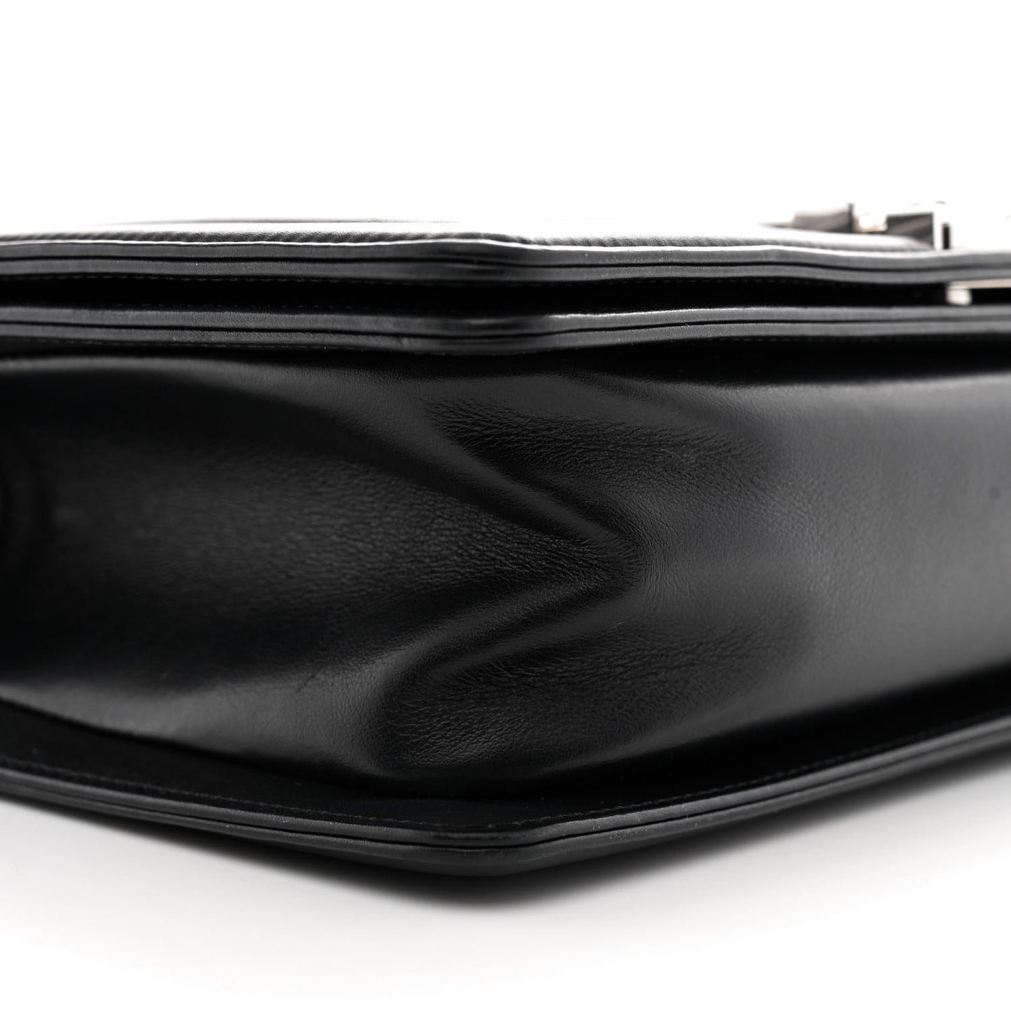 Lambskin Chevron Quilted Medium Boy Flap Black