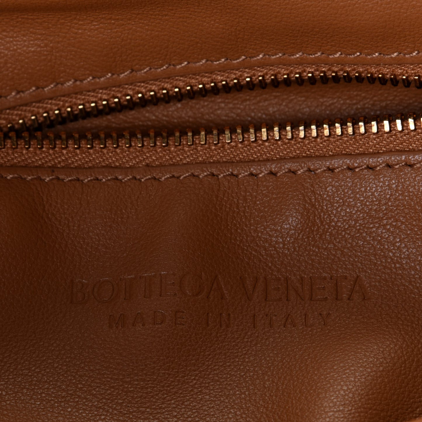 Nappa Intrecciato Medium Jodie Caramel