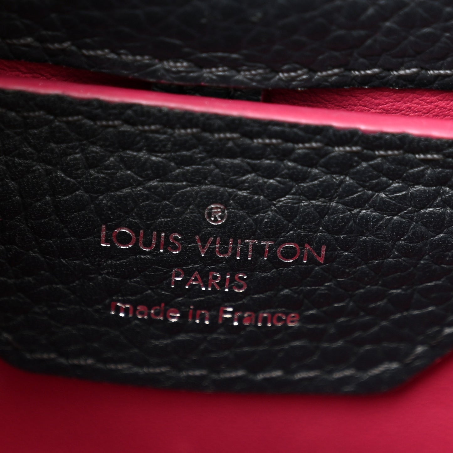 Taurillon Capucines PM Cobalt Fuchsia