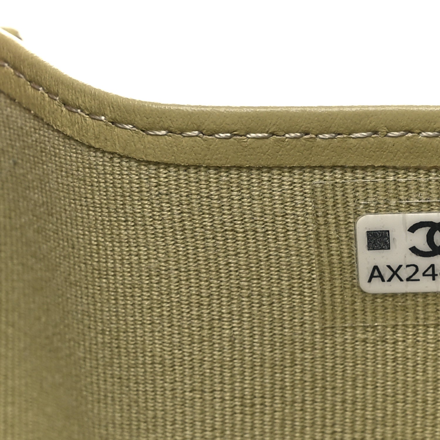 Chanel Caviar Quilted Compact Flap Wallet Light Green 9 of 11