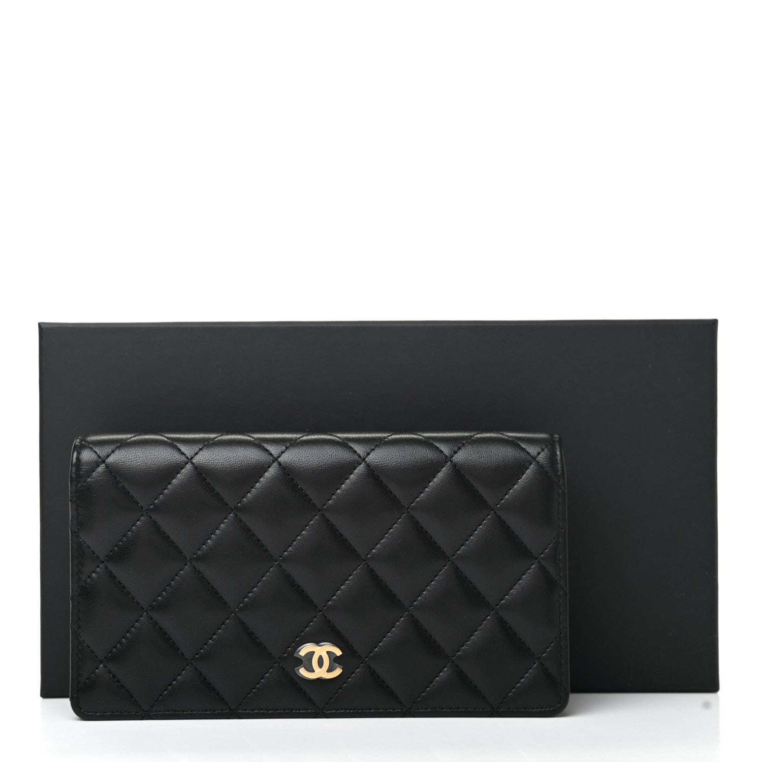 Chanel Lambskin Quilted Yen Wallet Black 10 of 10