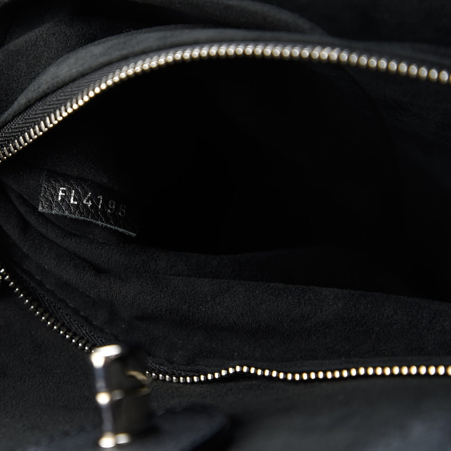 Calfskin Lockme Cabas Black