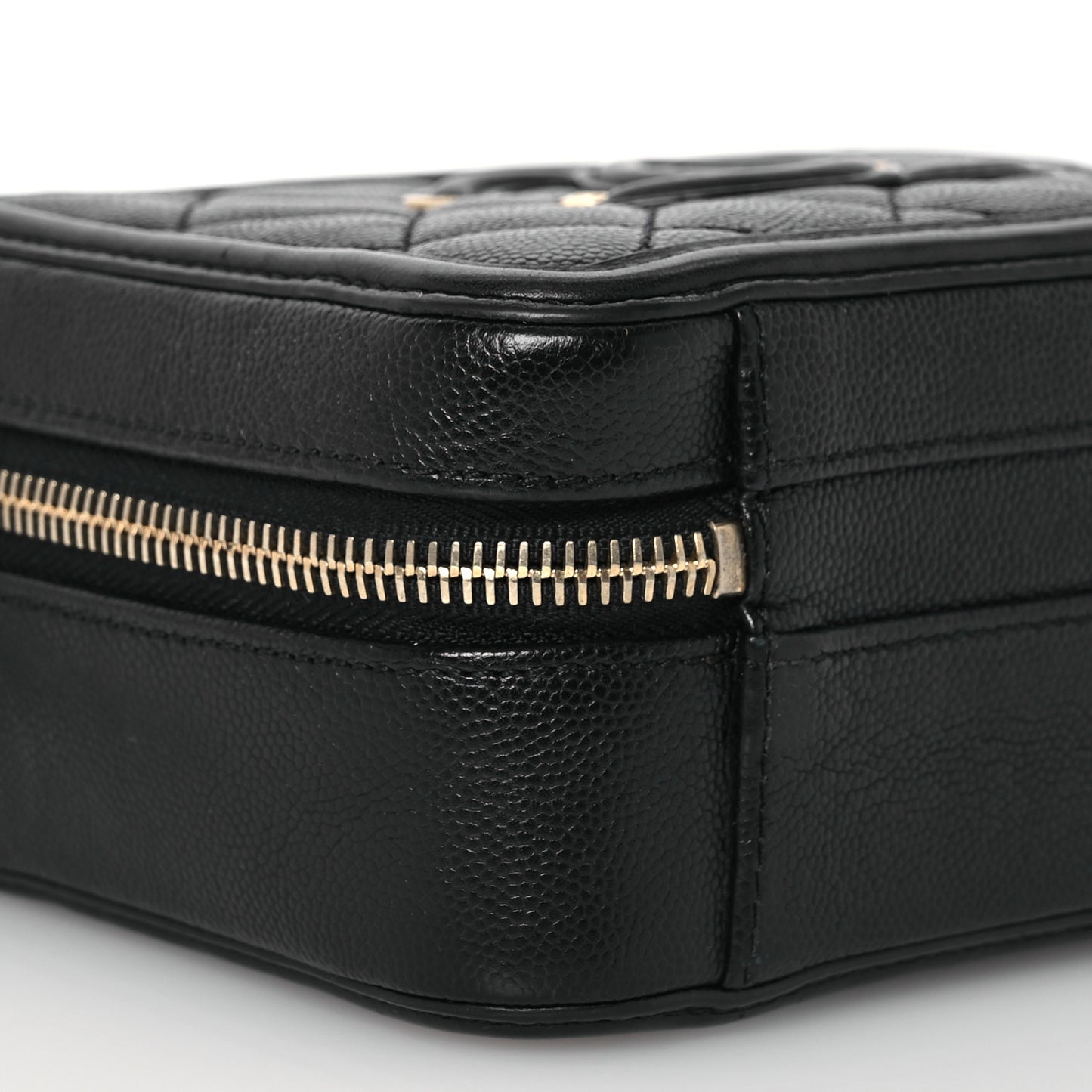 Caviar Quilted Small CC Filigree Vanity Case Black