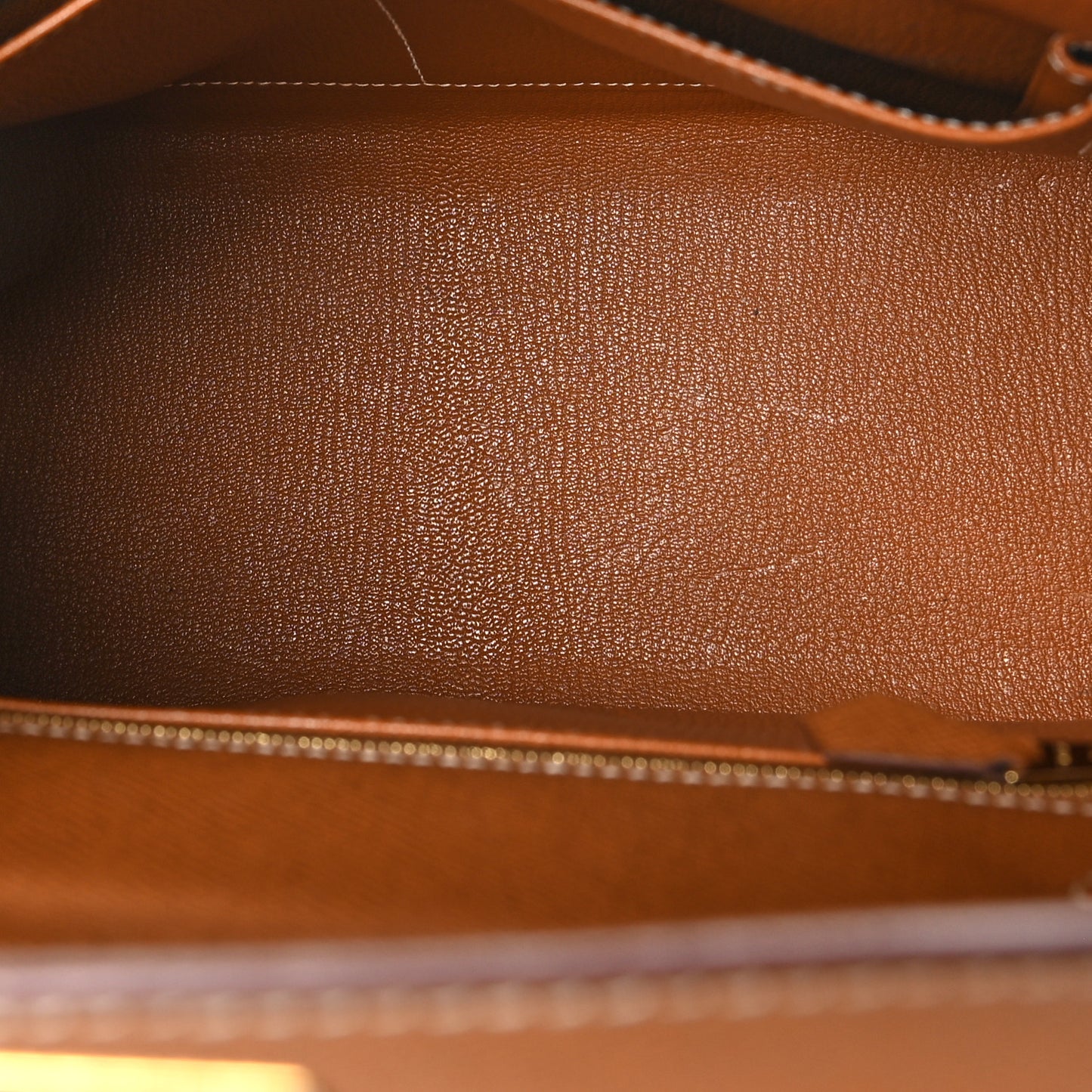 Epsom Kelly Sellier 28 Gold