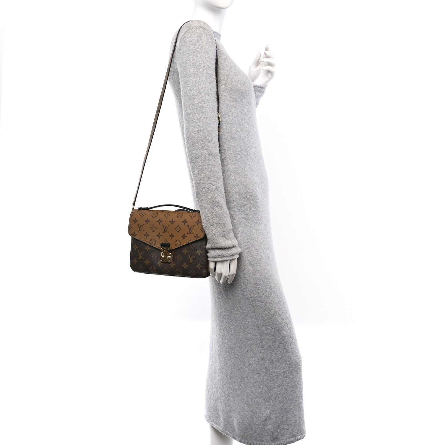 Reverse Monogram Pochette Metis