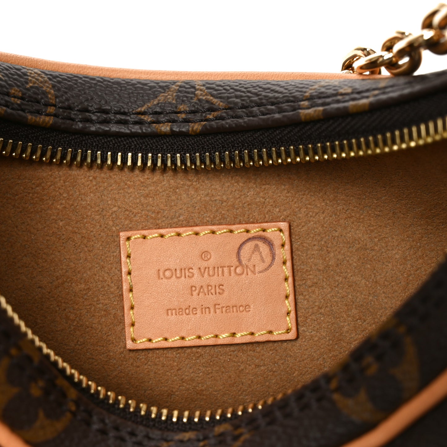 Monogram Loop