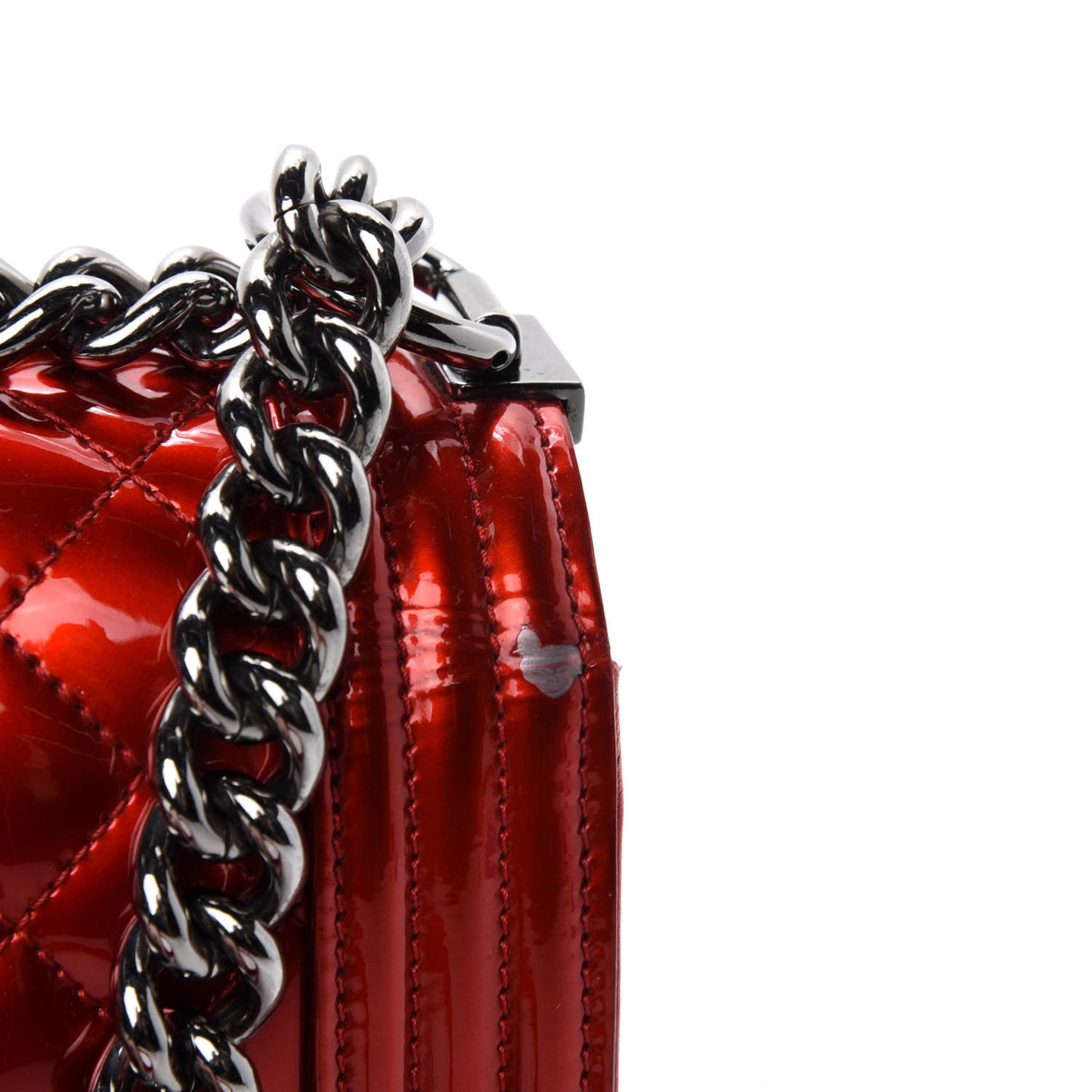 Metallic Patent Calfskin Quilted Medium Boy Flap Red