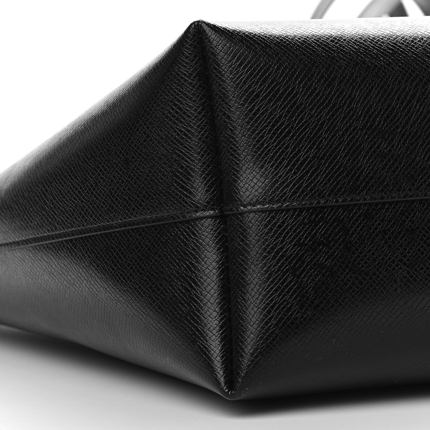 Grained Calfskin E/W Large Shopping Tote Black
