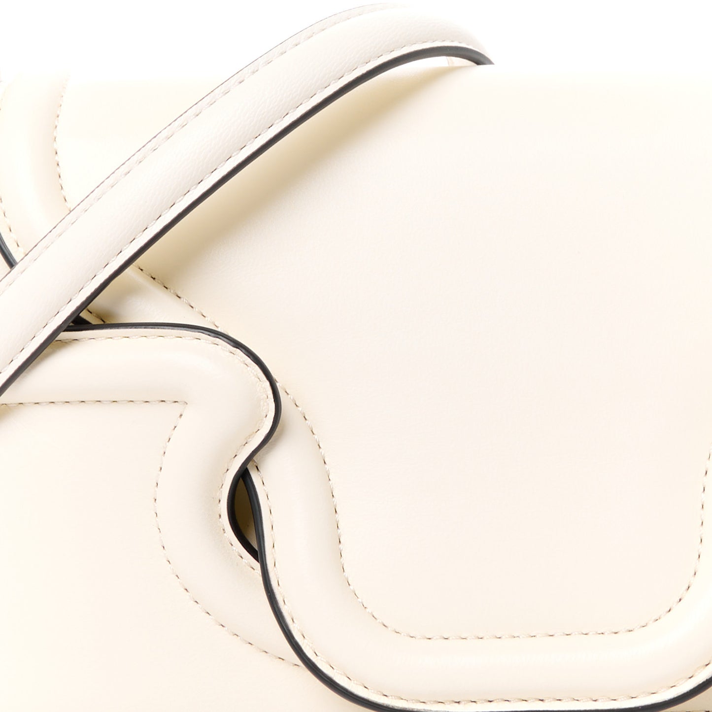 Vitello Sculpture Shoulder Bag Ivory