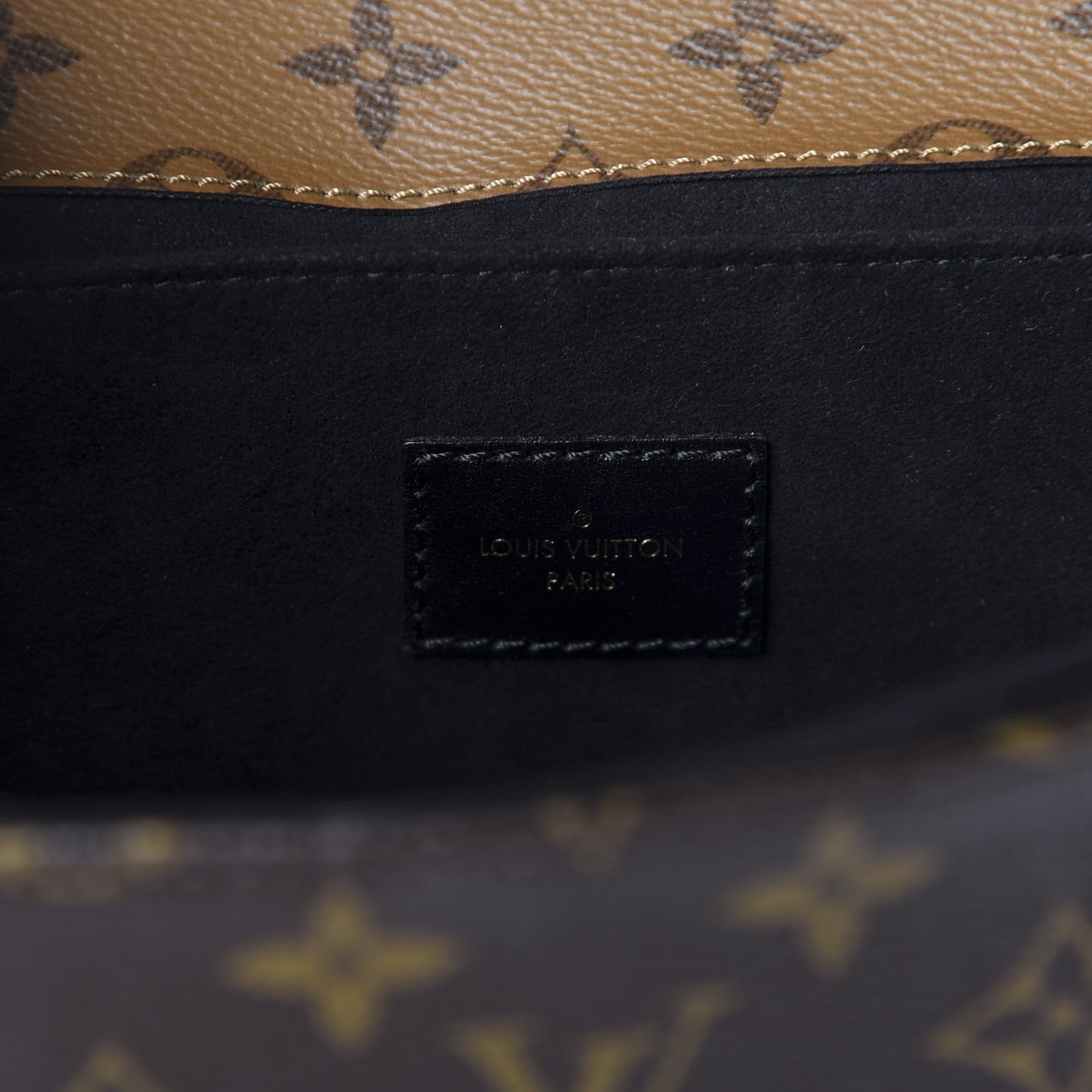 Reverse Monogram Pochette Metis