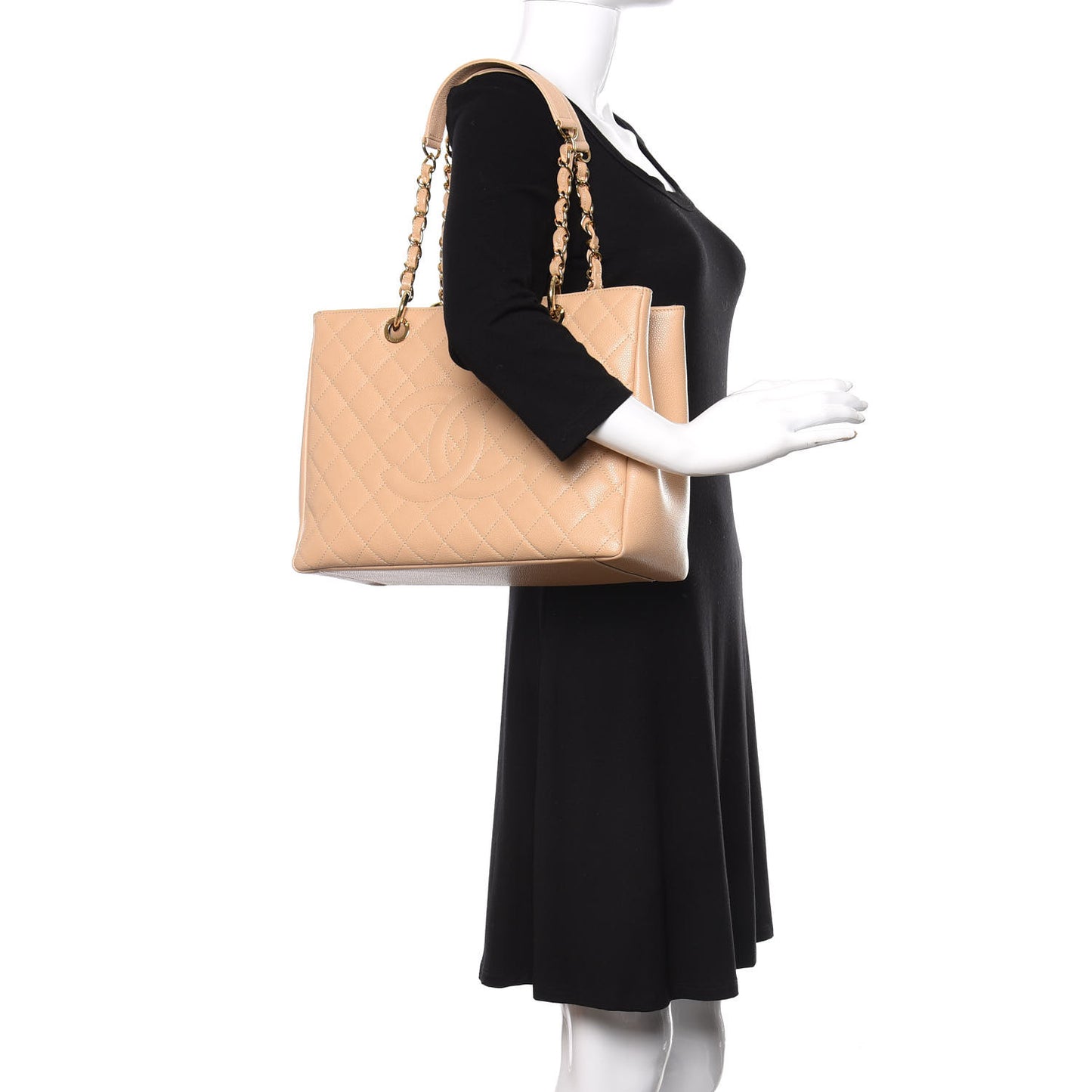Caviar Quilted Grand Shopping Tote GST Beige Clair