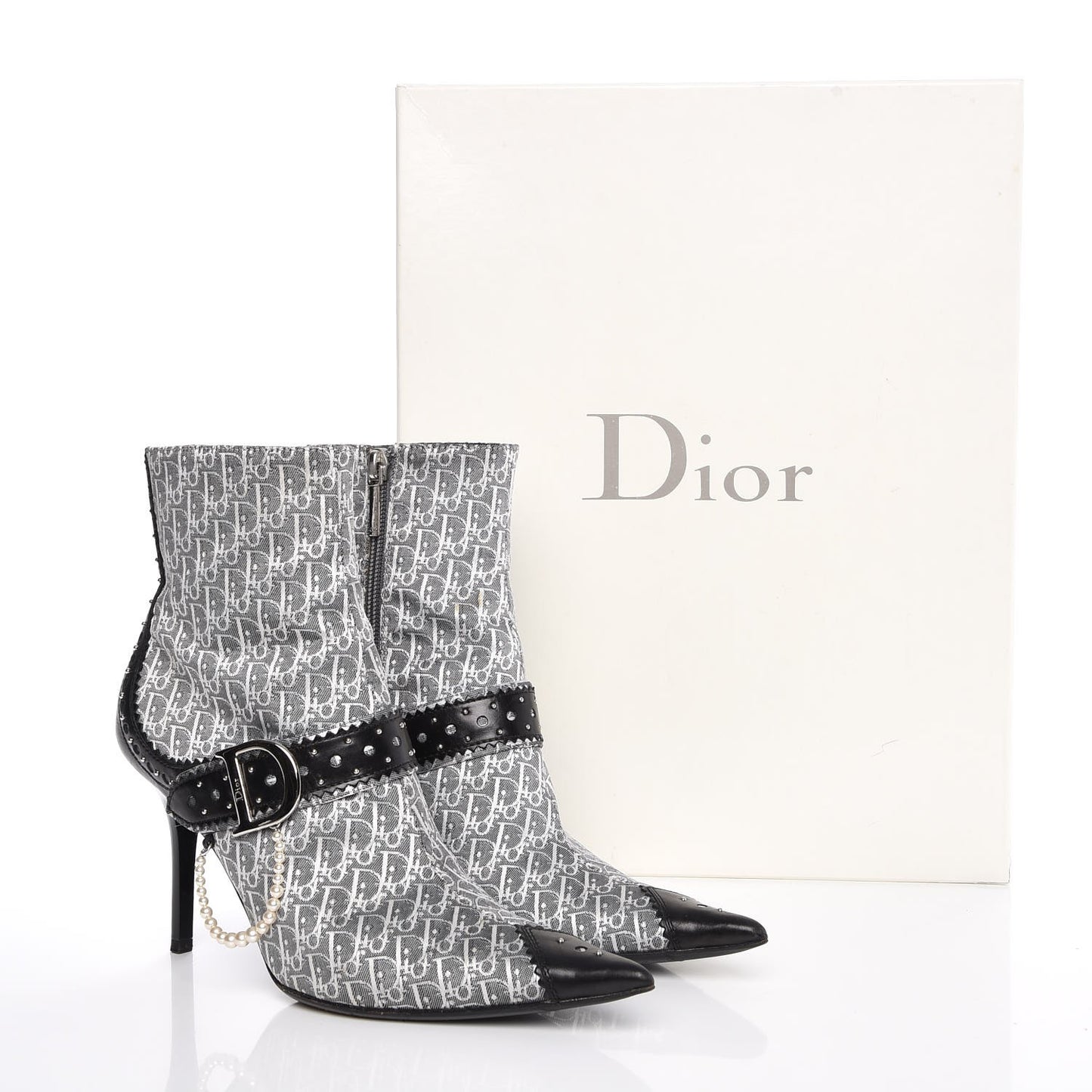 Monogram Trick Pearl Ankle Boots 36.5 Gris Moyen