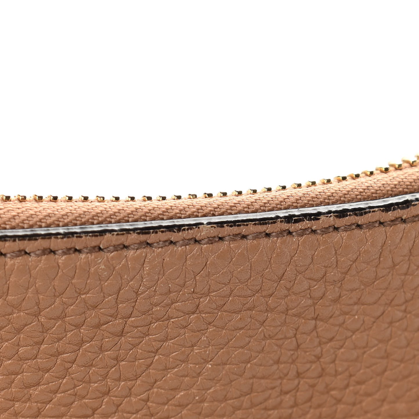 Pebbled Calfskin Large Soho Hobo Camelia