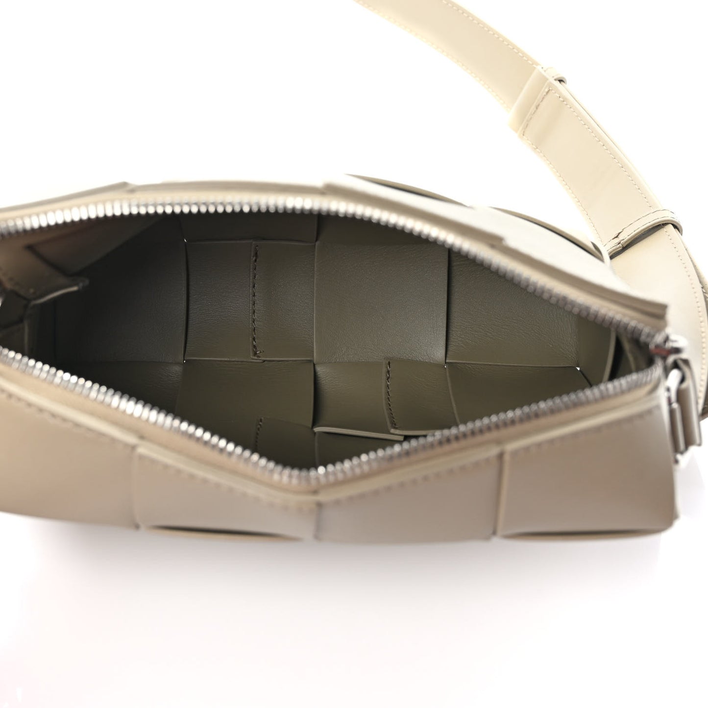 Lambskin Maxi Intrecciato Cassette Camera Bag Taupe