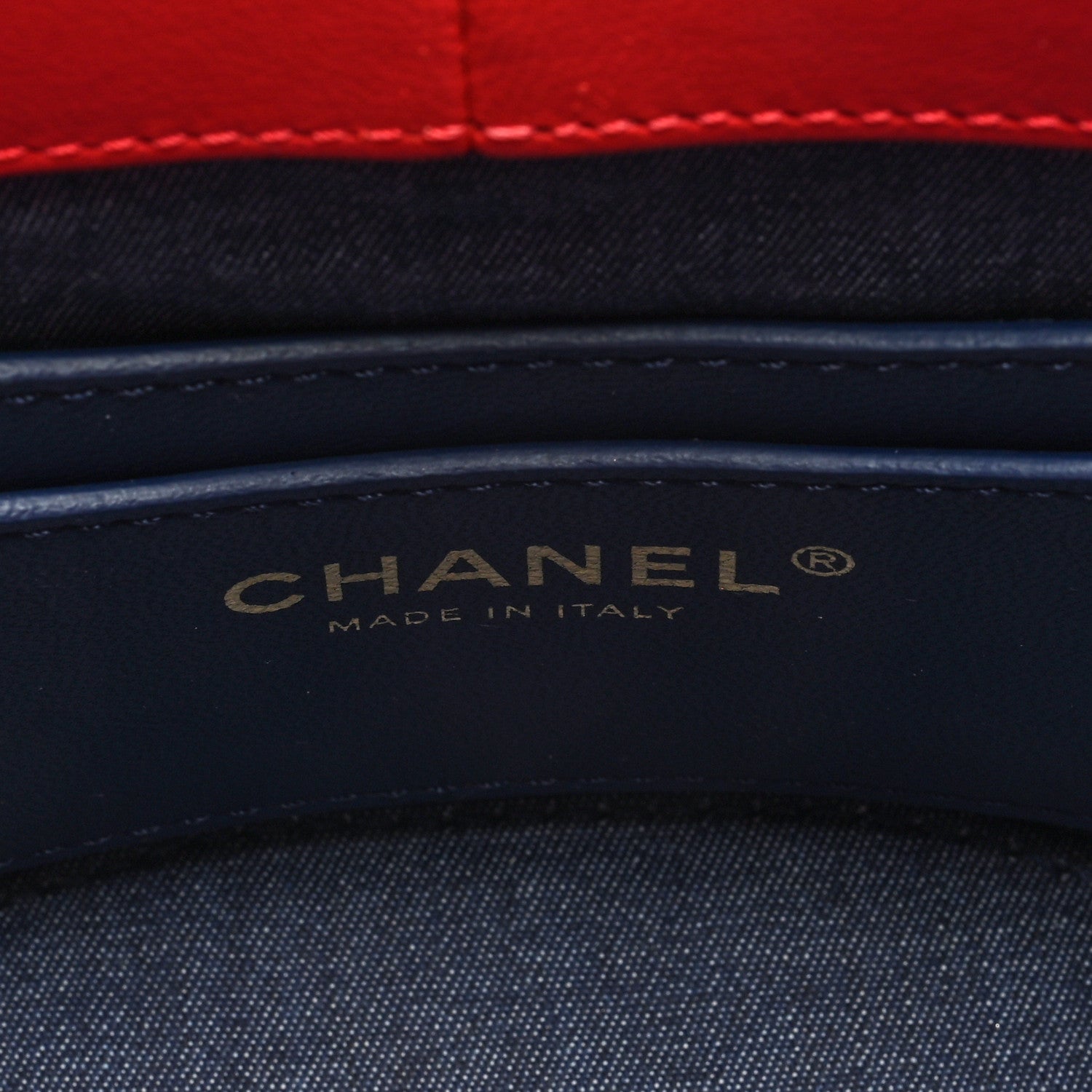 Chanel Lambskin Resin Elegant Chain Vanity Case Red 6 of 11