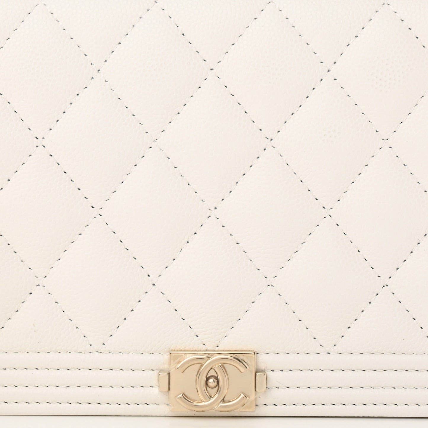 Caviar Quilted Boy Wallet On Chain WOC White