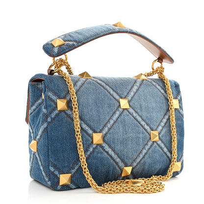 Valentino Garavani Denim Large Roman Stud Shoulder Bag Light Denim Selleria 3 of 7