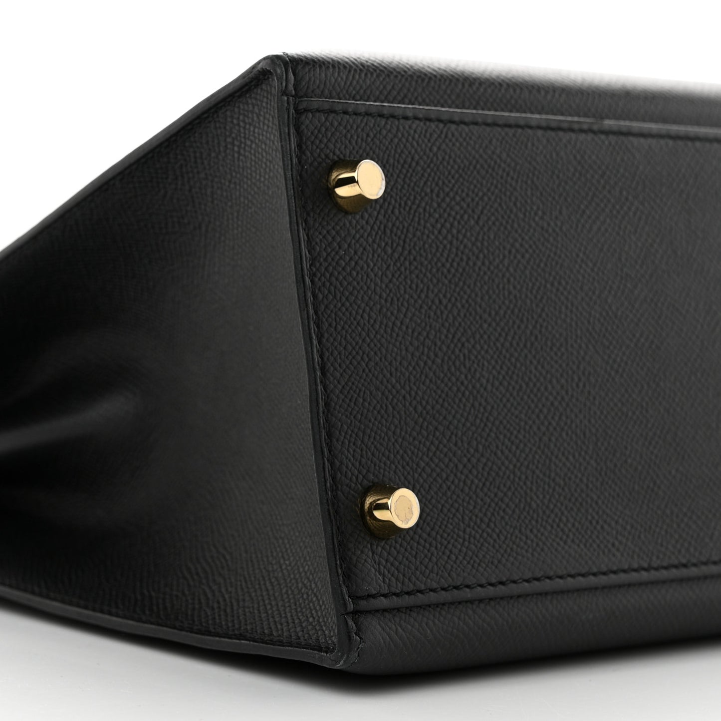Epsom Kelly Sellier 32 Black