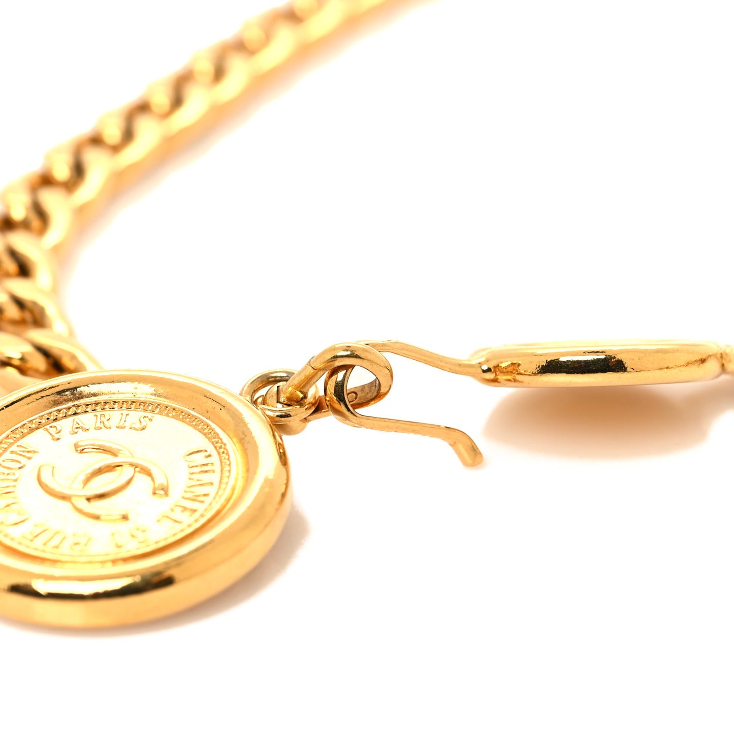 Metal Chain CC Medallion Belt Gold