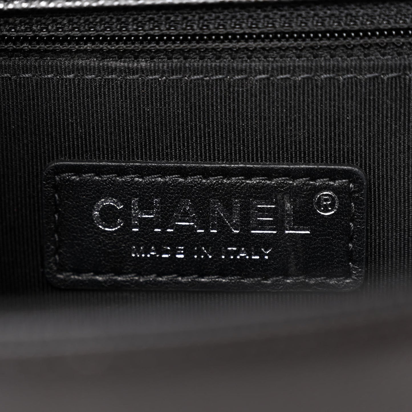 Caviar Quilted New Medium Boy Flap Black