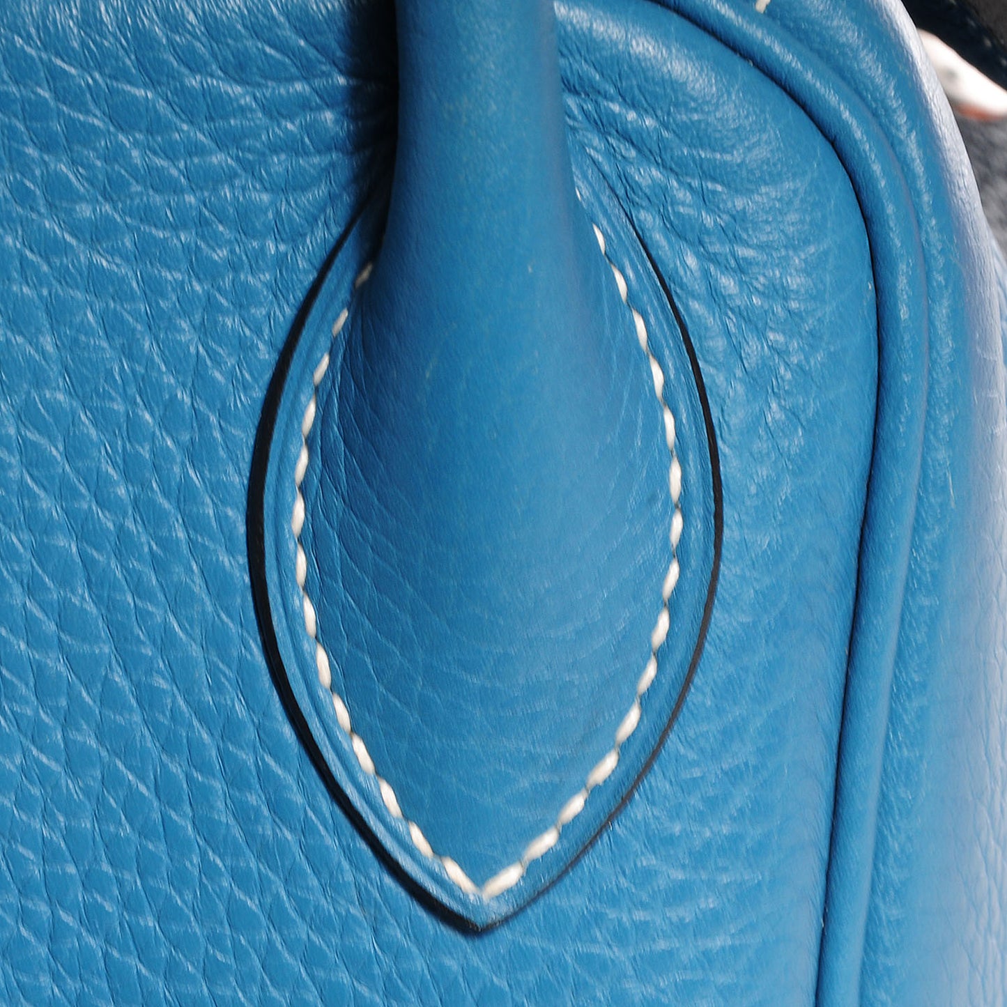 Taurillon Clemence Lindy 30 Blue Jean