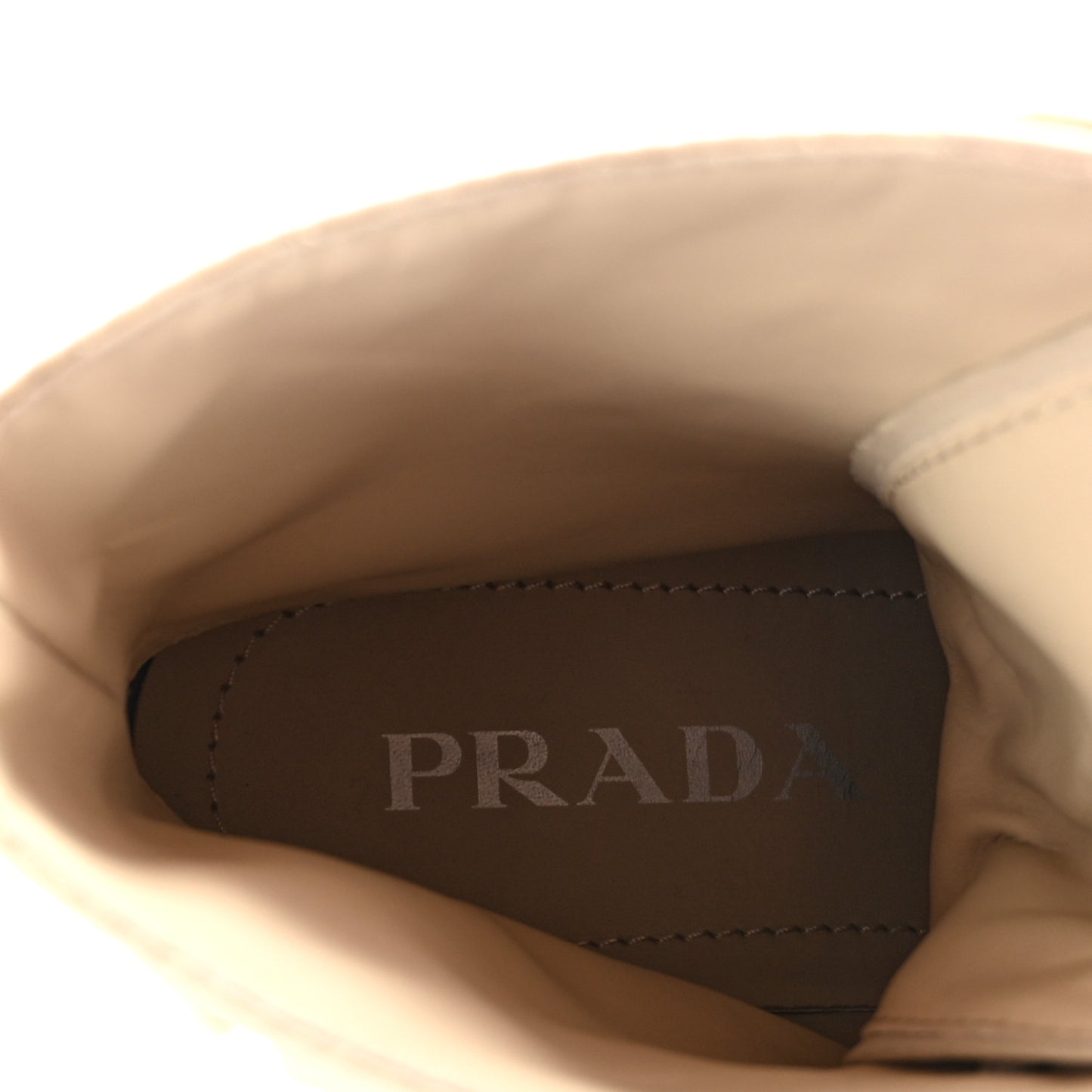 Spazzolato Rois Re-Nylon Metal Triangle Logo Monolith Pouch Pocket 55mm Boots 37.5 Deserto
