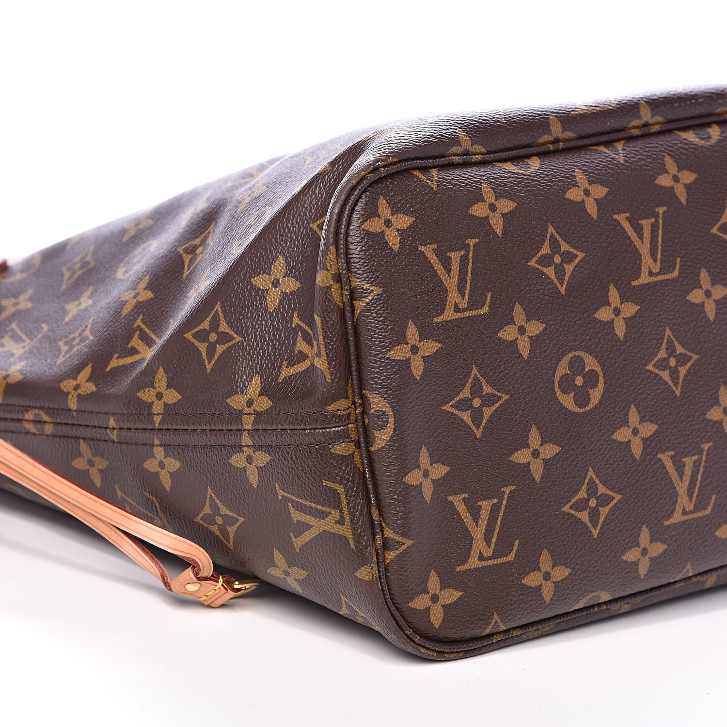 Louis Vuitton Monogram V Neverfull MM Grenade 9 of 14