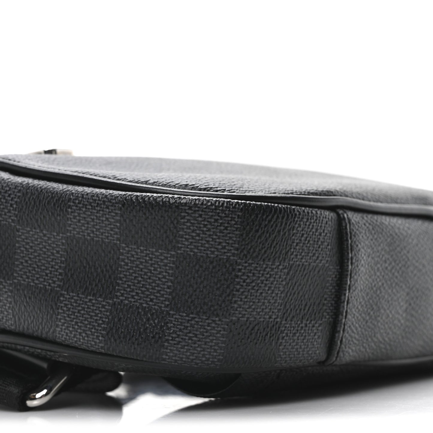 Damier Graphite Ambler