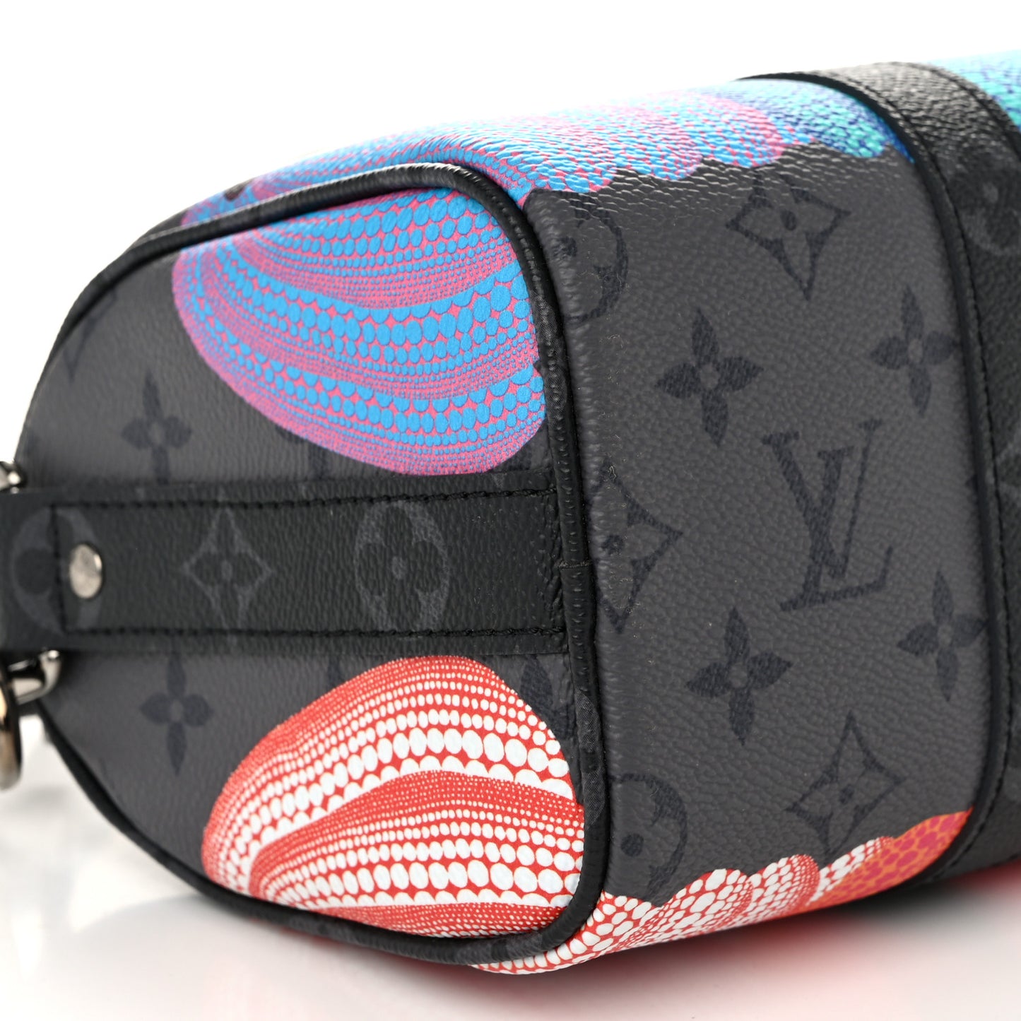 LV X YK Monogram Eclipse Reverse Pumpkin Keepall Bandouliere 25 Multicolor