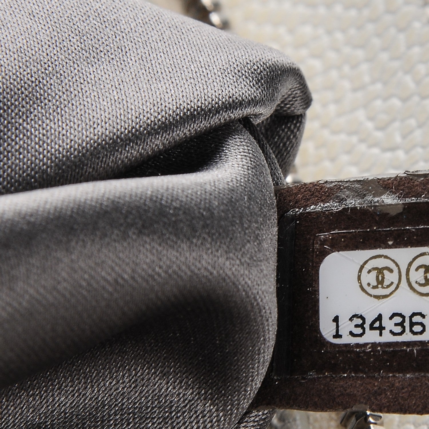 Chanel Caviar 31 CC Shoulder Bag White 7 of 10