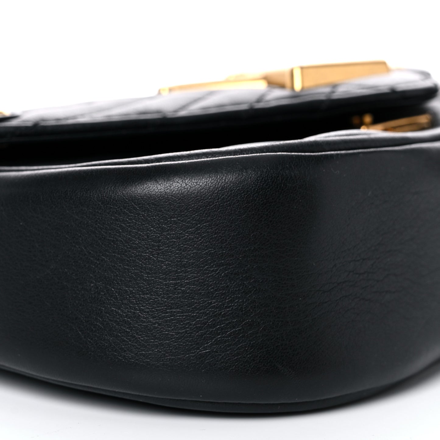 Calfskin New Wave Chain PM Black