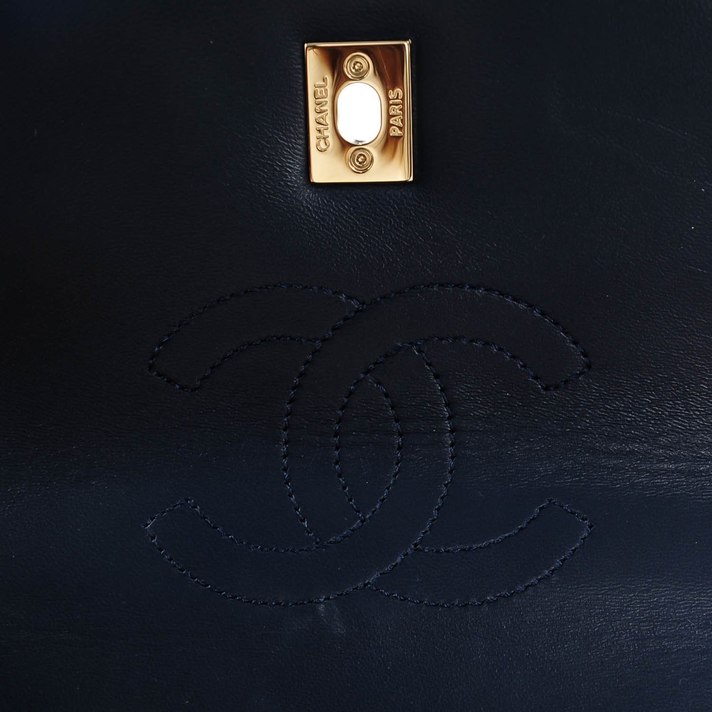 Lambskin Quilted Medium Trendy CC Flap Navy Blue