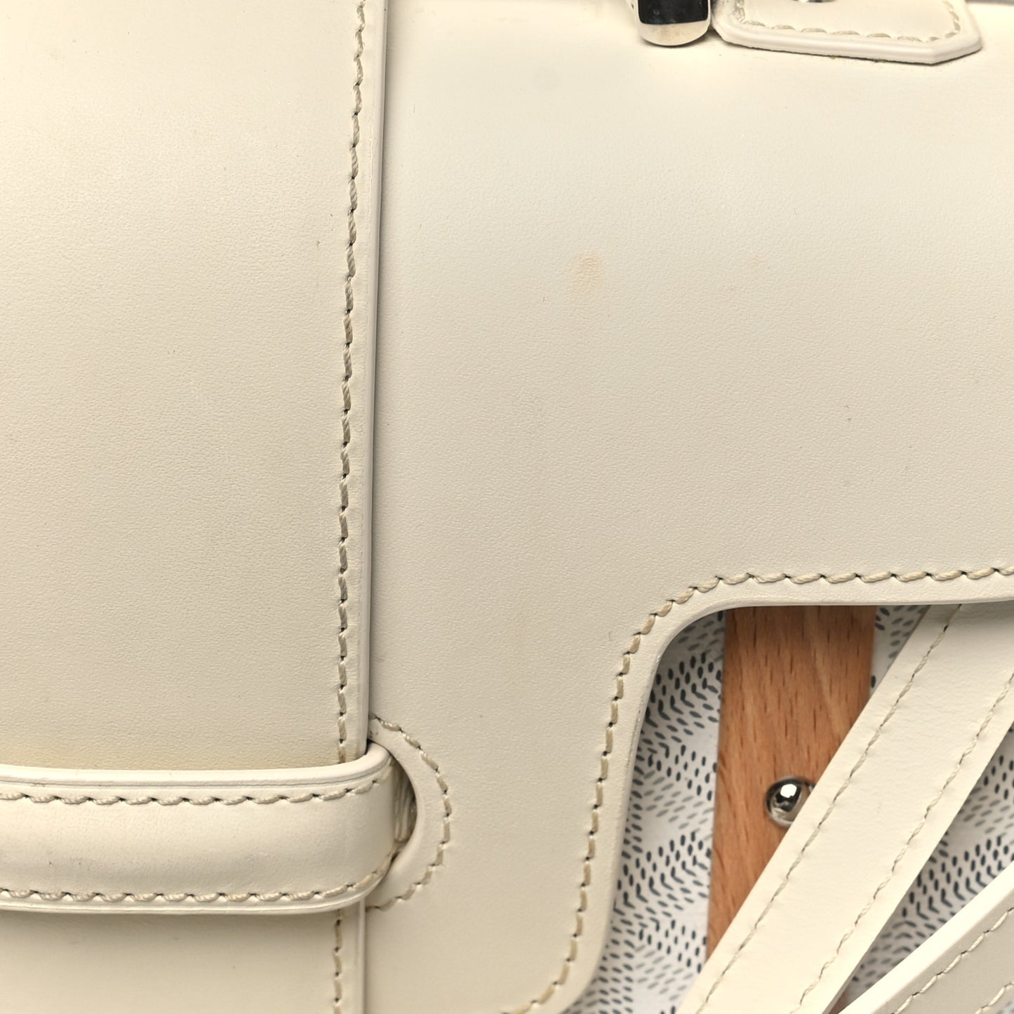 Goyardine Saigon PM White