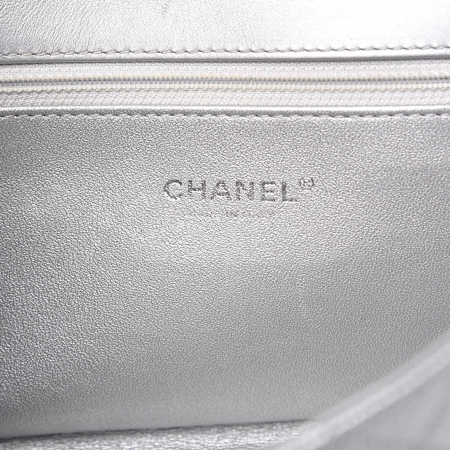 Metallic Caviar Quilted Medium CC Filigree Flap Silver