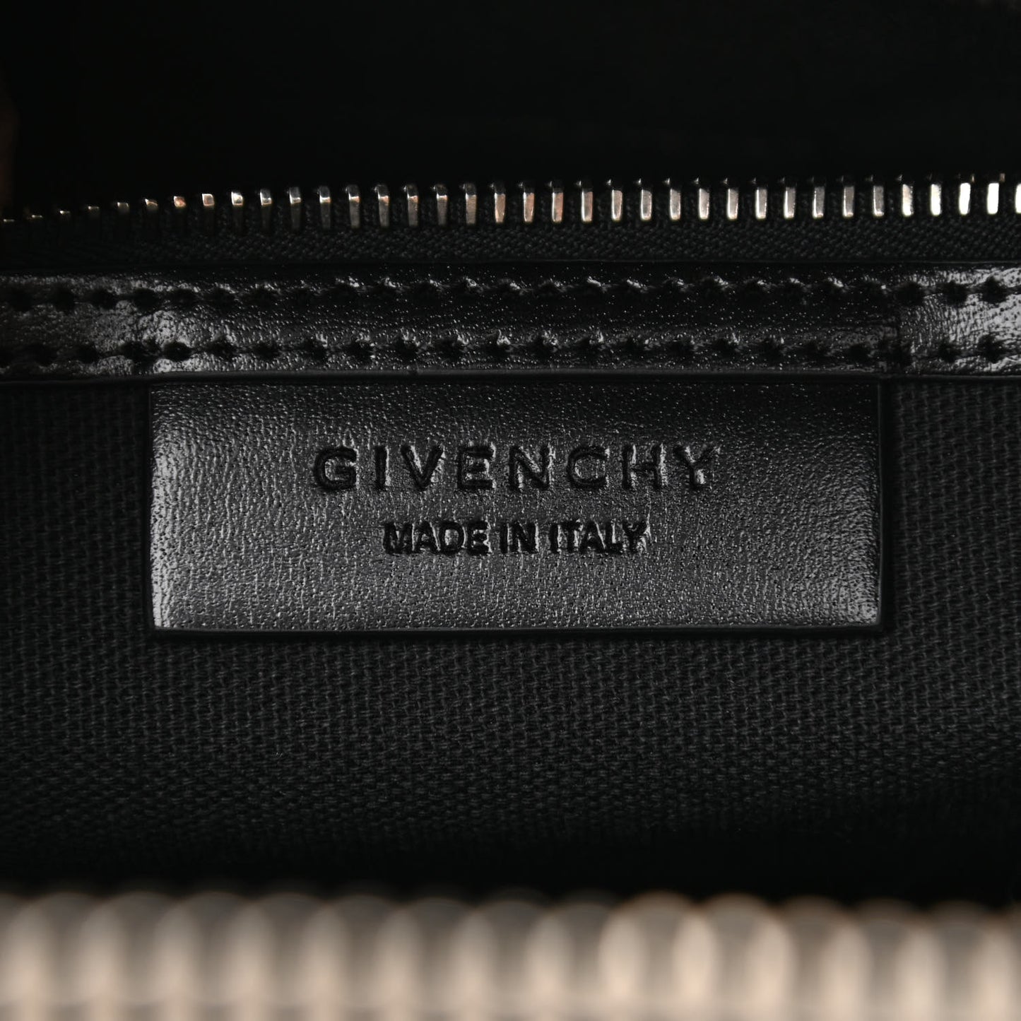 Shiny Lord Calfskin Small Antigona Black