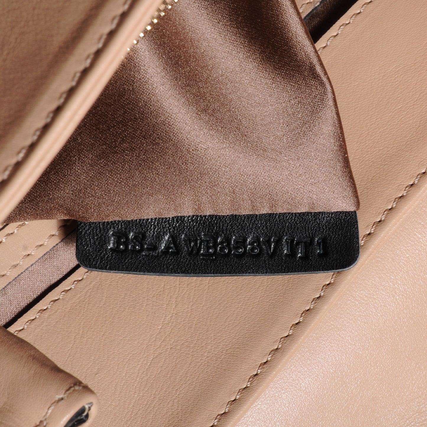 Calfskin Medium Rockstud Top Handle Tote Nude