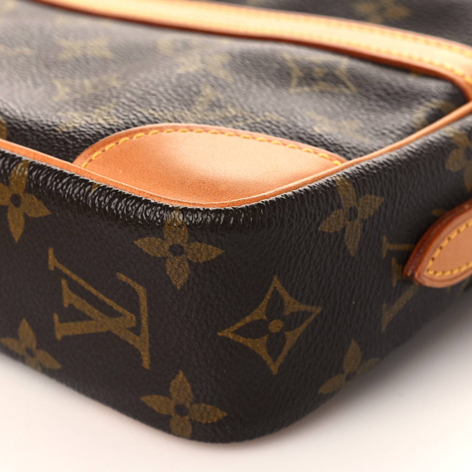 Louis Vuitton Monogram Trocadero 24 9 of 10