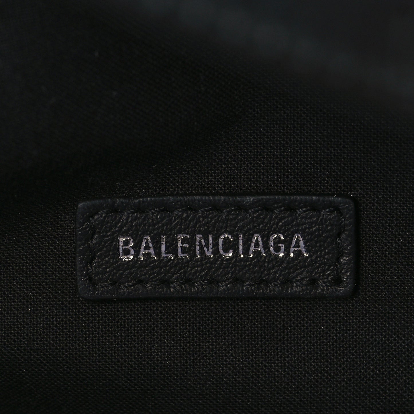 Calfskin Logo Crocodile Embossed Everyday Beltpack Black