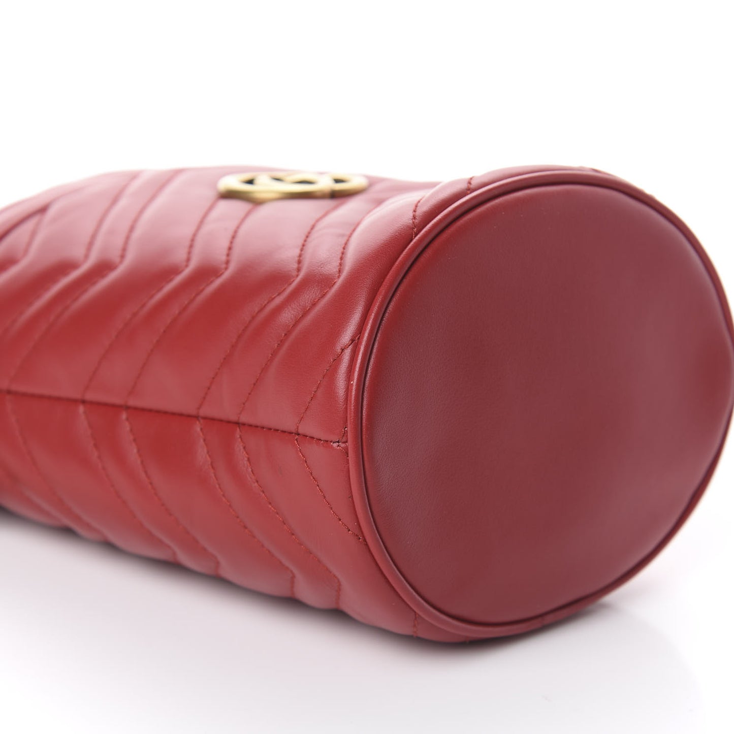 Calfskin Matelasse Mini GG Marmont 2.0 Bucket Bag Hibiscus Red