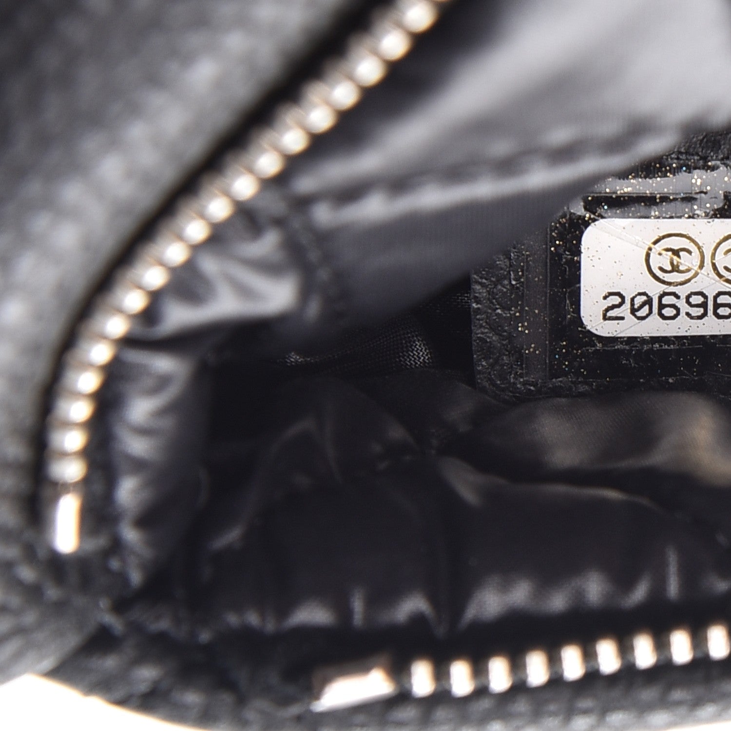 Chanel Caviar Quilted CC Beauty Clutch Black 8 of 9