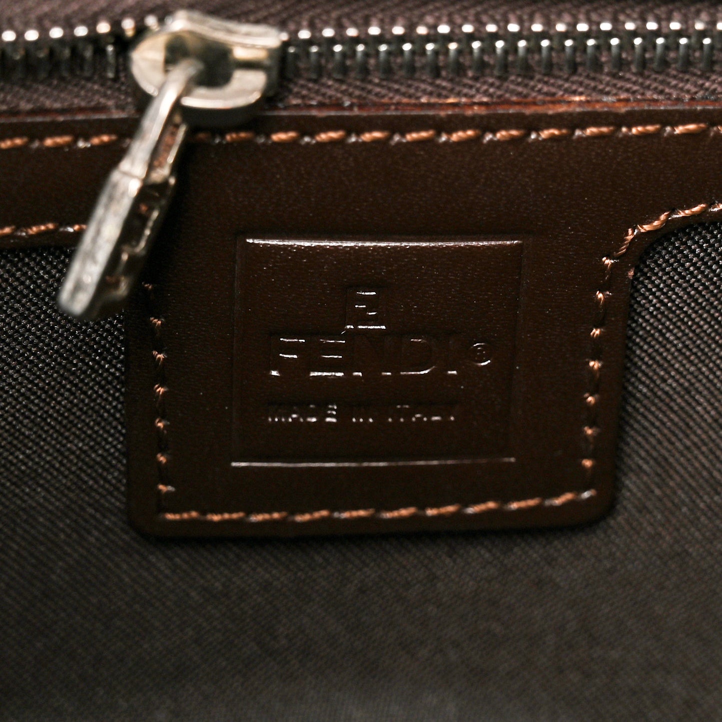 Zucca Baguette Double Flap Tobacco