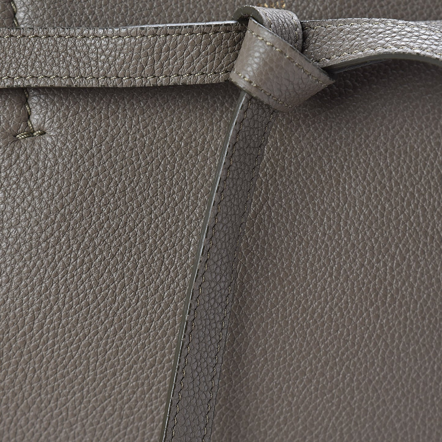 Soft Grained Calfskin Small Belt Cabas Phantom Taupe