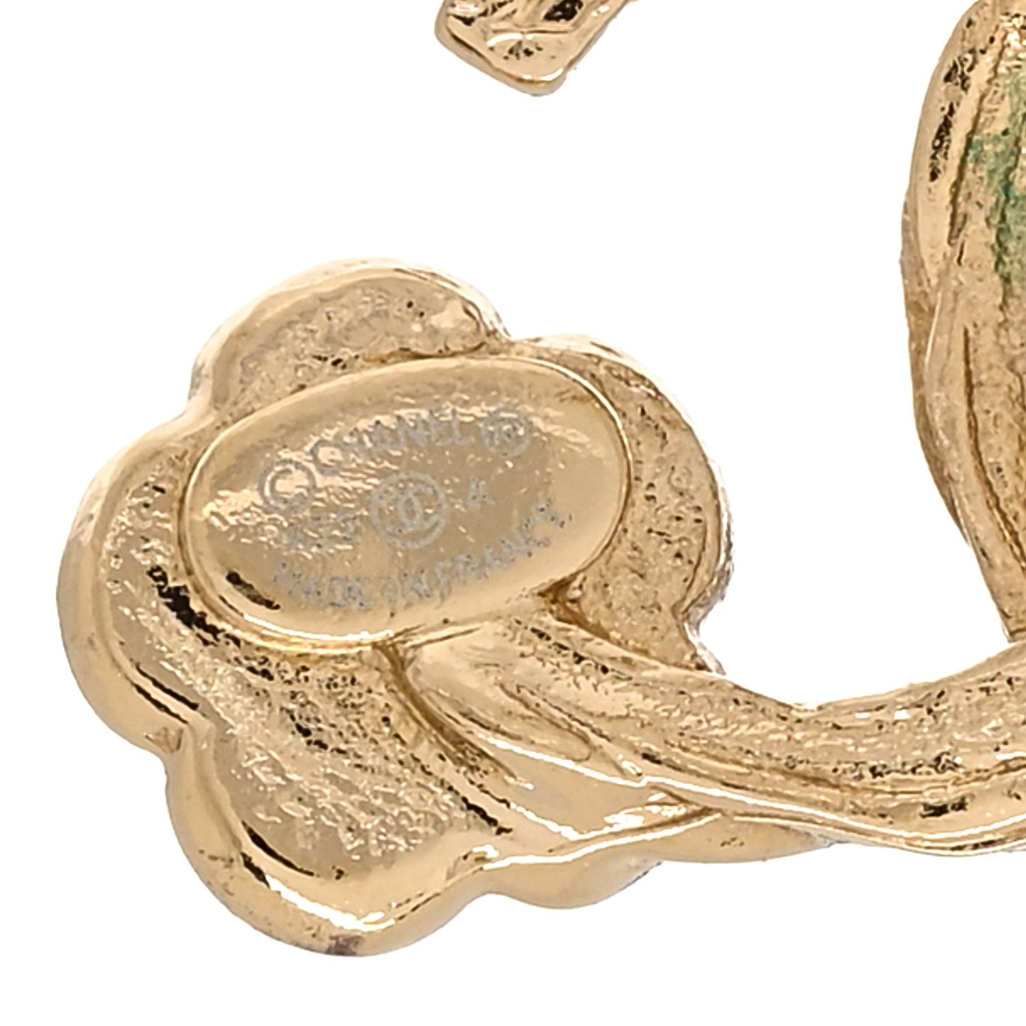 Metal Camellia CC Earrings Gold