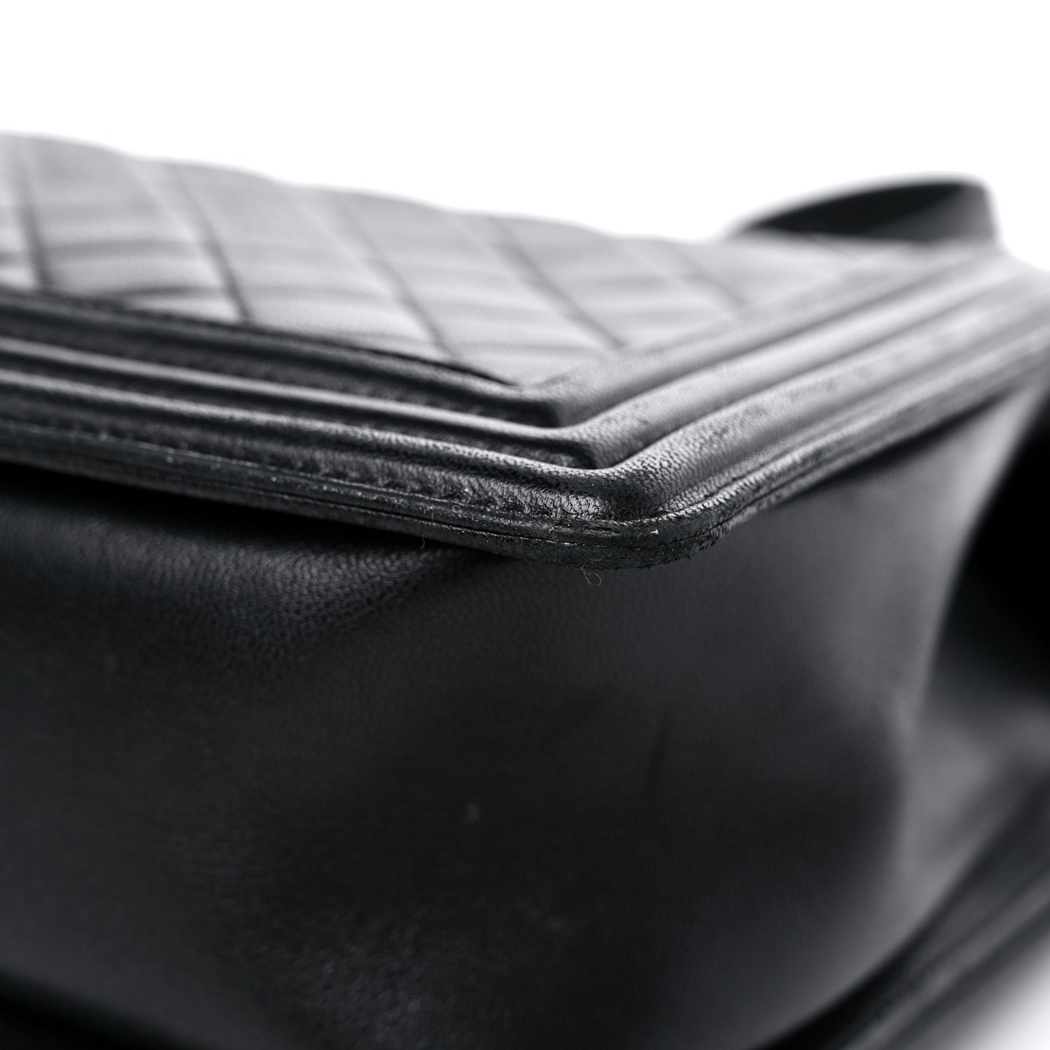 Chanel Lambskin Quilted New Medium Boy Flap Black 11 of 20