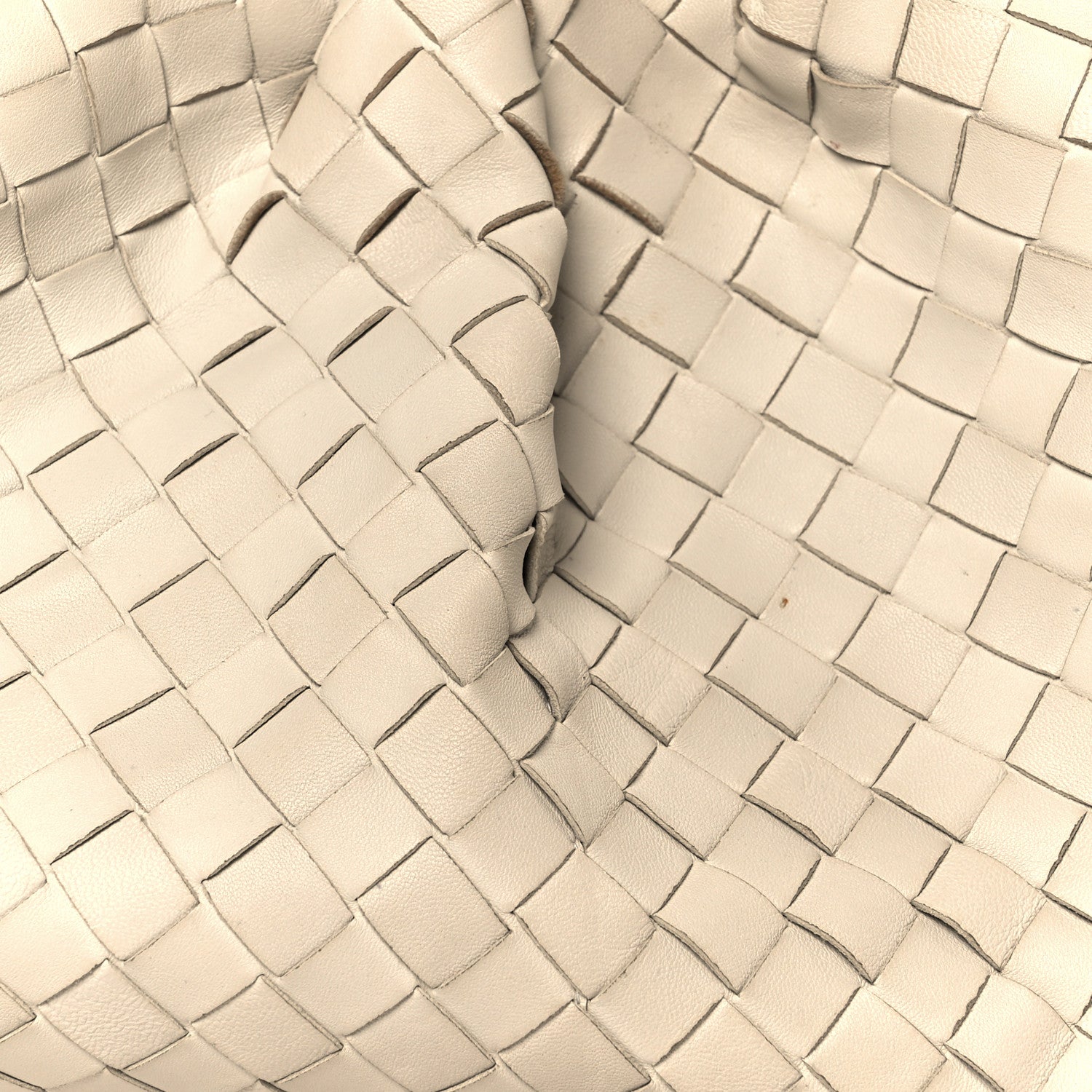 Bottega Veneta Nappa Maxi Intrecciato The Pouch Oversized Clutch Plaster 9 of 11