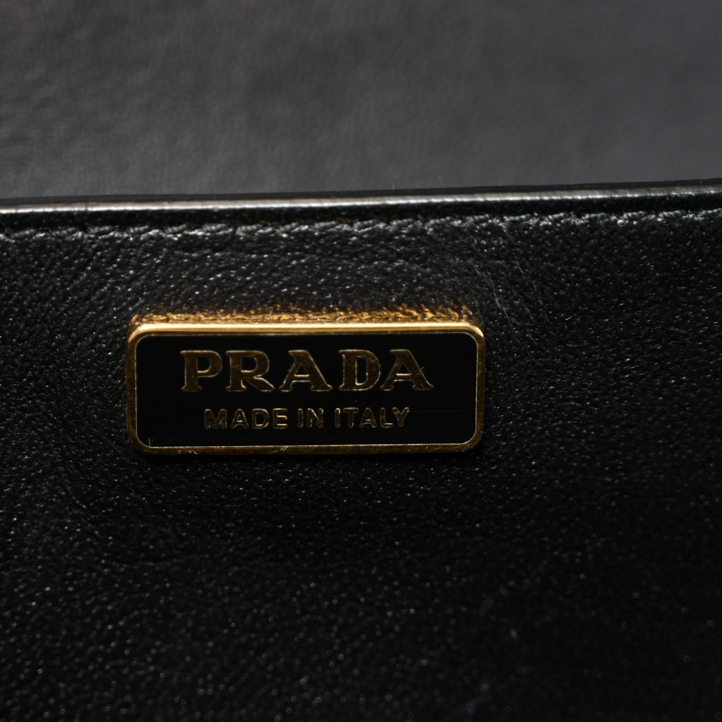 City Calf Saffiano Cahier Bag Black