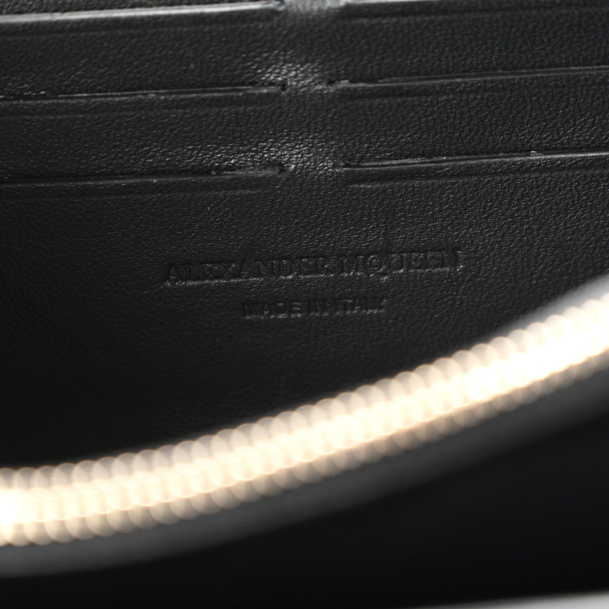 Pebbled Calfskin Skull Wallet on Chain Black