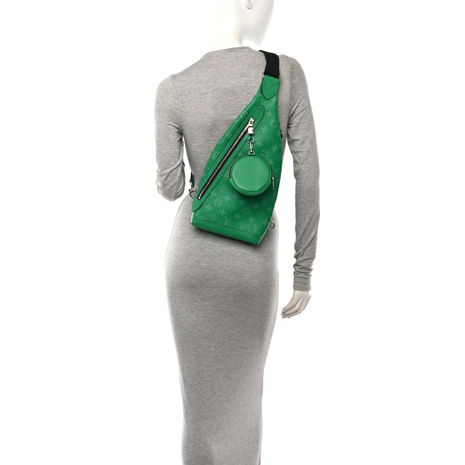 Louis Vuitton Taigarama Duo Slingbag Cactus Green 3 of 13