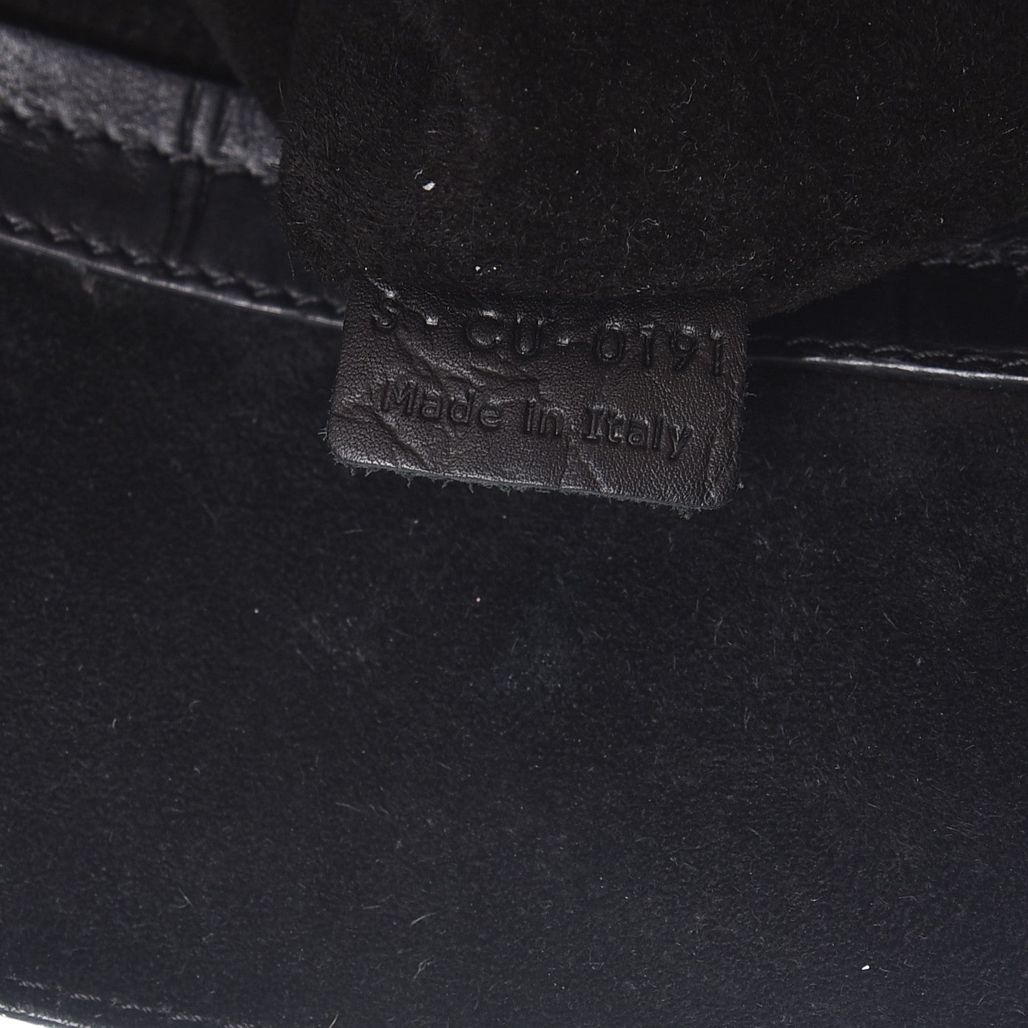 Celine Crocodile Embossed Calfskin Medium Phantom Luggage Black 8 of 8